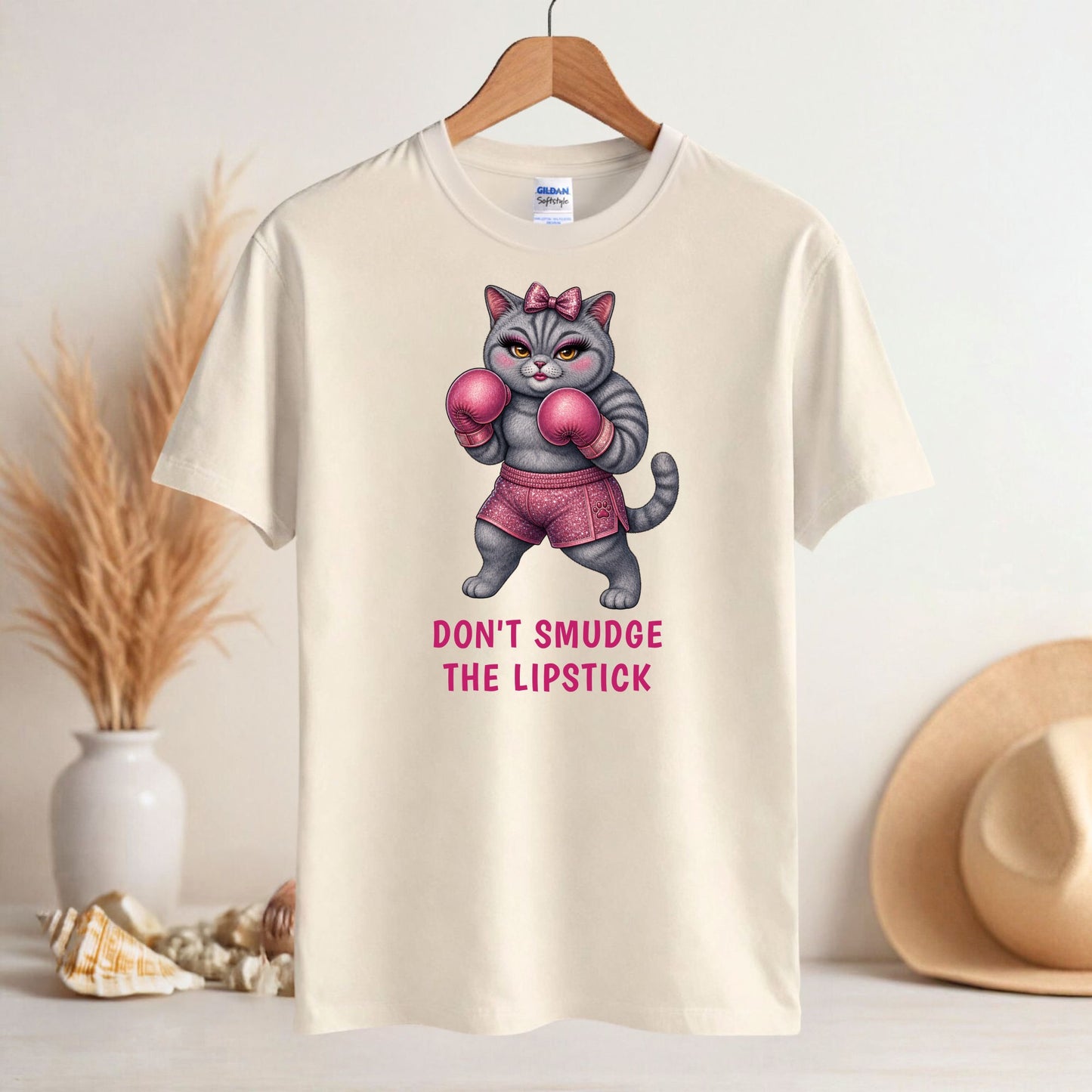 Don't Smudge the Lipstick — Boxing Cat Tee
